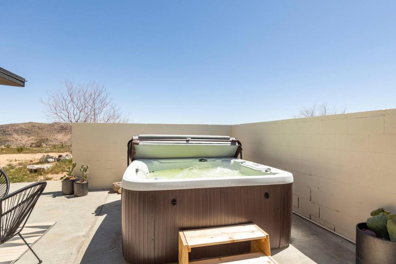 Villa Starlight Mesa In Joshua Tree With Fire Pit Circle And Privacy à Yucca Valley Extérieur photo