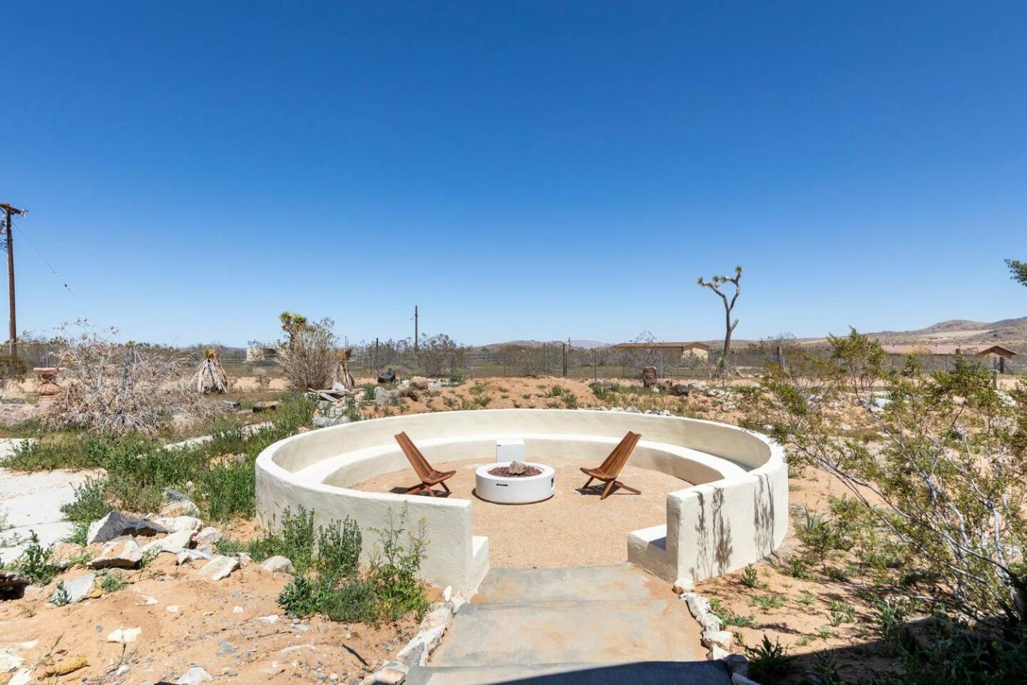 Villa Starlight Mesa In Joshua Tree With Fire Pit Circle And Privacy à Yucca Valley Extérieur photo