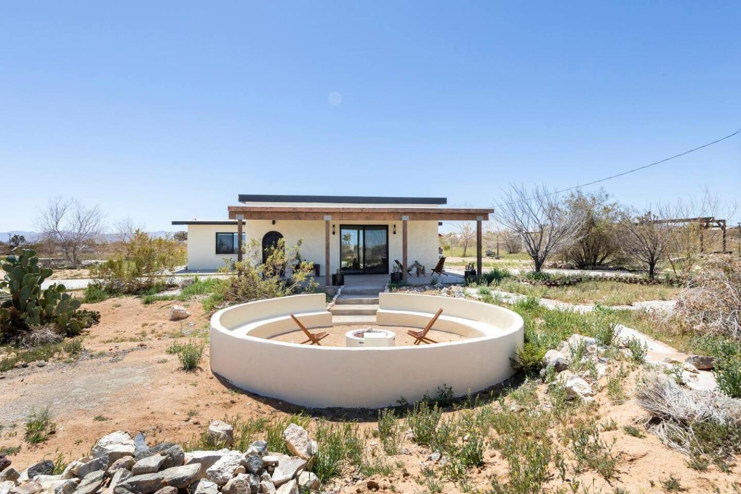 Villa Starlight Mesa In Joshua Tree With Fire Pit Circle And Privacy à Yucca Valley Extérieur photo